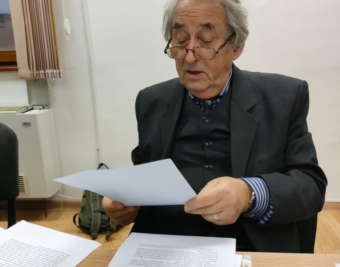 De la ficțiune la textul memorialistic frust, anticalofil