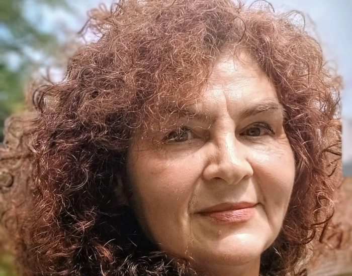 Poveste cu turn în formă de tată