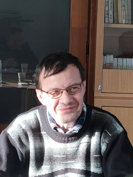 Între eminescianism și ritmurile contemporane